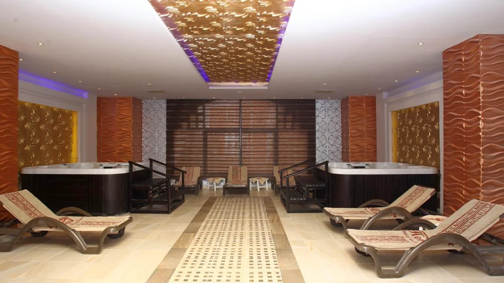 الفندق صن رايز جاردن بيتش ريزورت - الغردقة